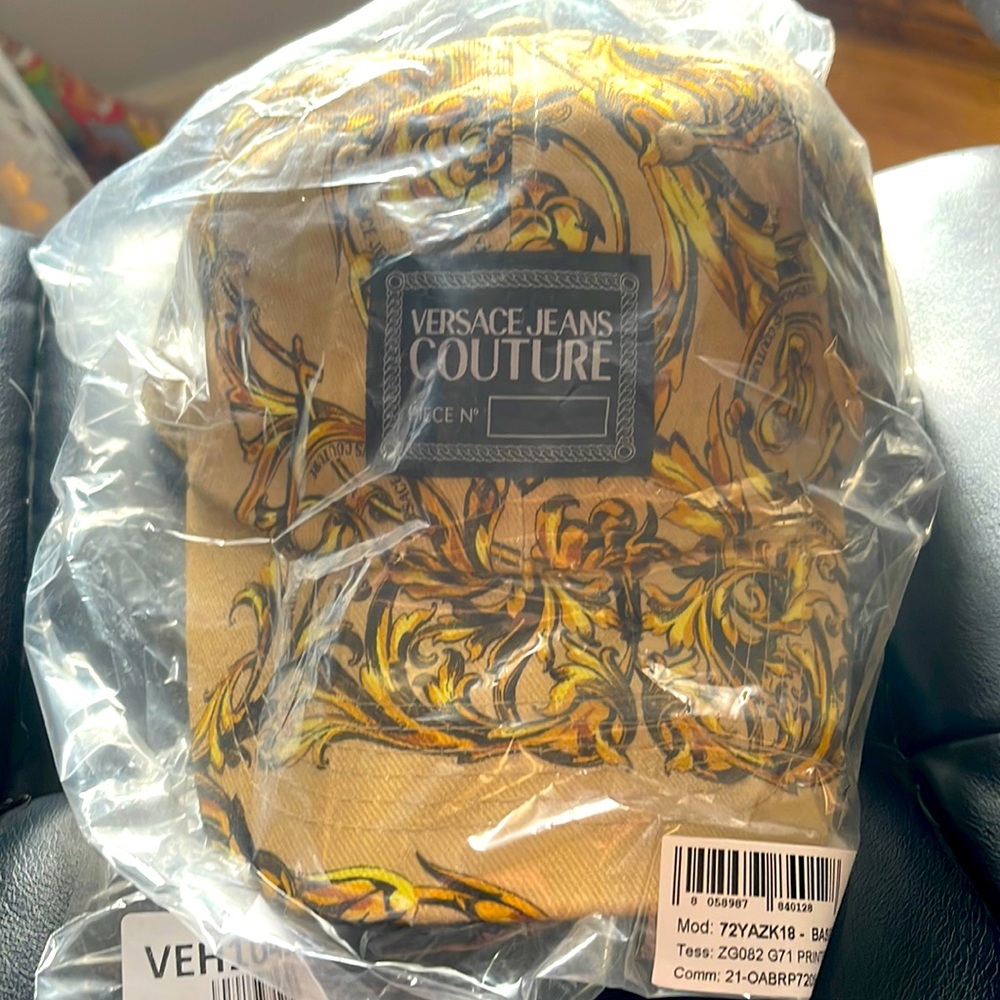 (Final sale 🚨) Versace Jeans Barocco baseball hat